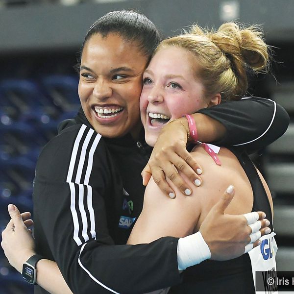 Yemisi Ogunleye und Alina Kenzel bei den Hallen-DM 2024, Foto: Iris Hensel